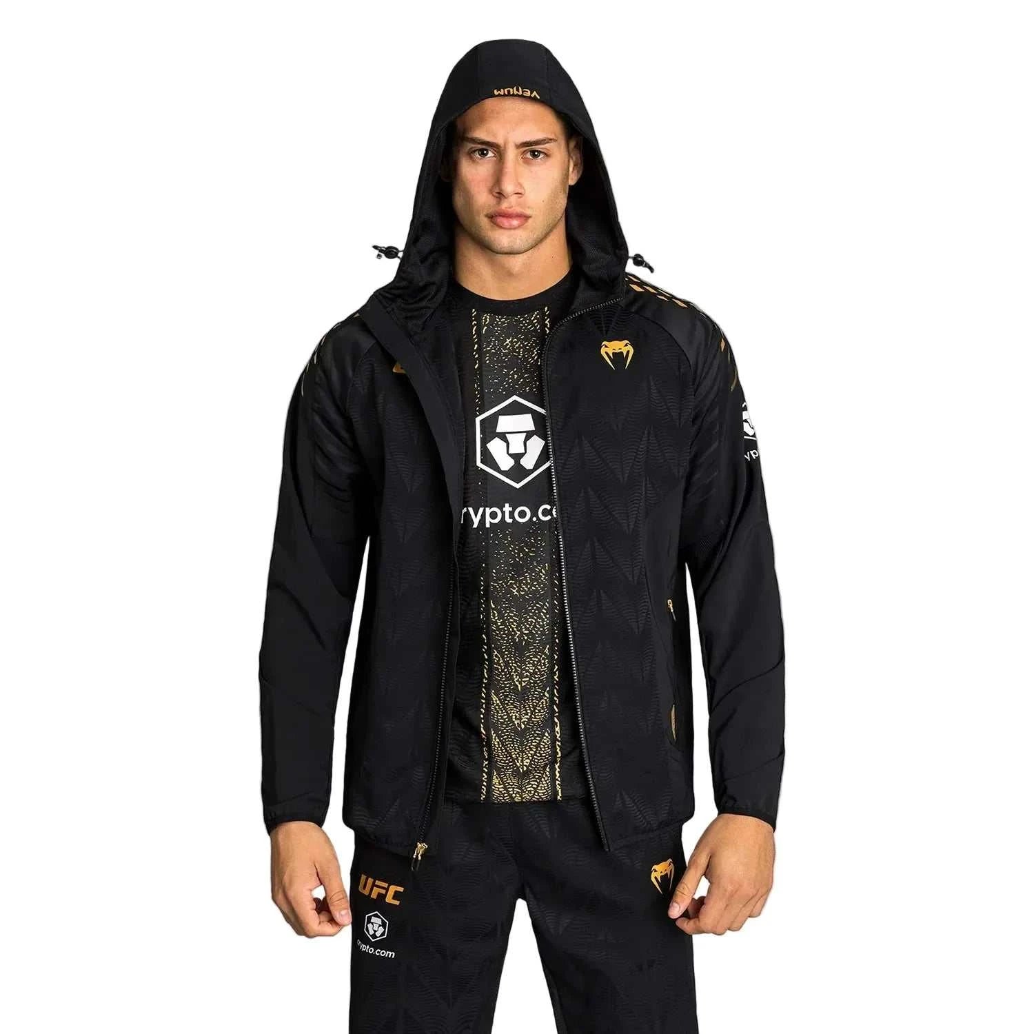 Sweat à capuche Venum UFC Zenith noir et or pour entraînement et lifestyle MMA