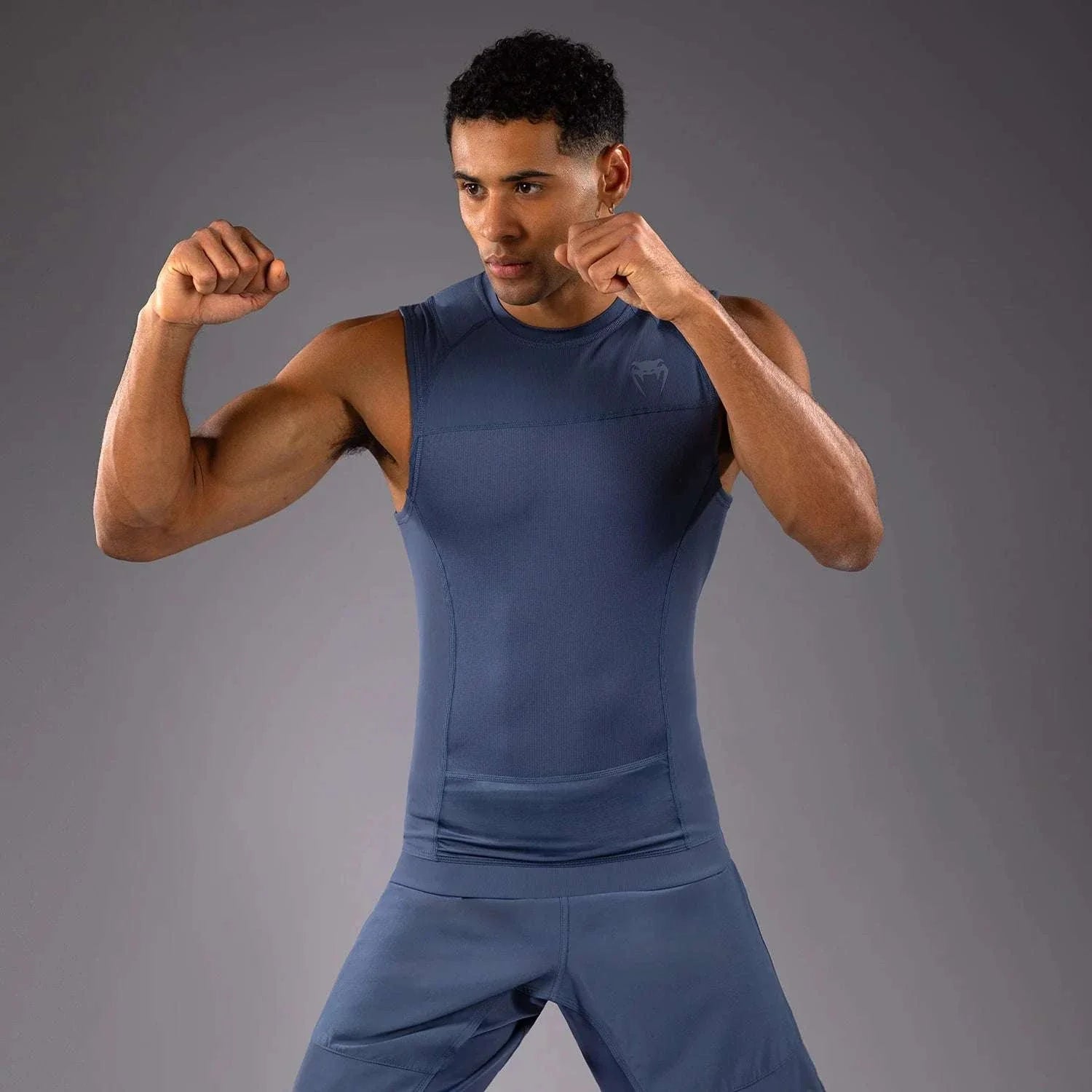 Rashguard sans manches Venum G-Fit Air bleu pour MMA et sports de combat