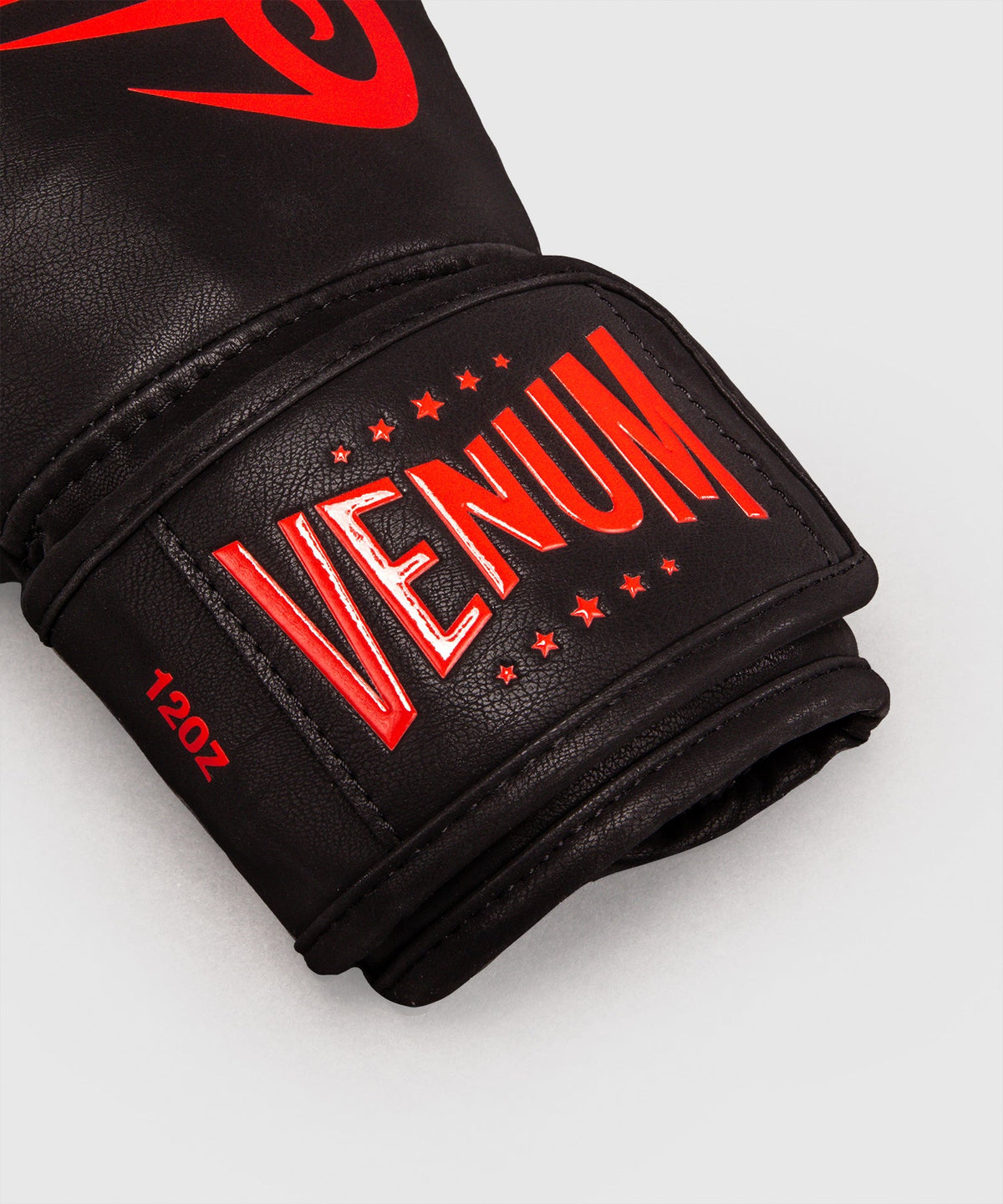 Gants de boxe Venum Mike Tyson Replica Noir/Rouge pour l'entraînement