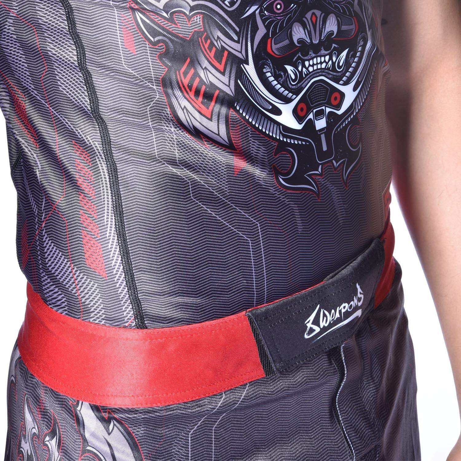 Fightshort 8 WEAPONS Samurai 2.0 noir rouge coupe ergonomique combat mâle