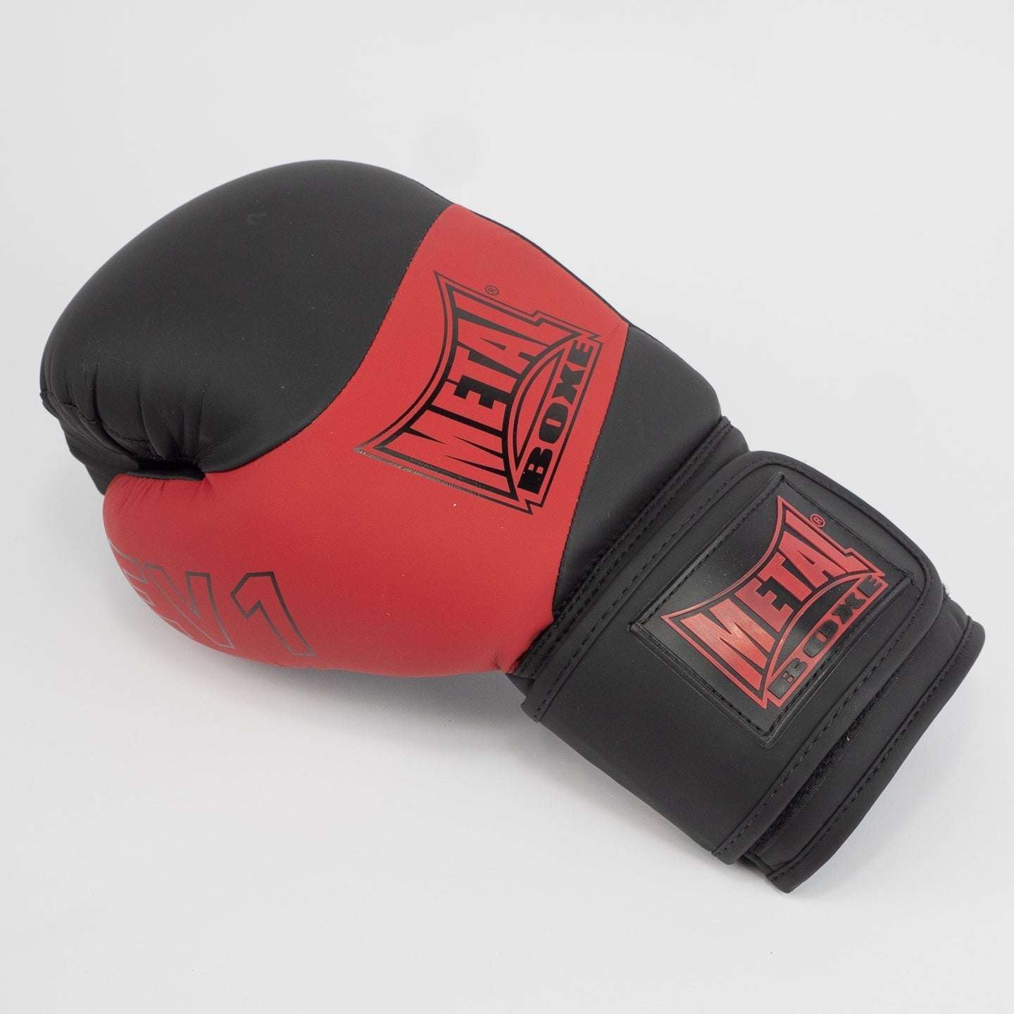 Gants de boxe EV1 Metal Boxe noir rouge protection et confort