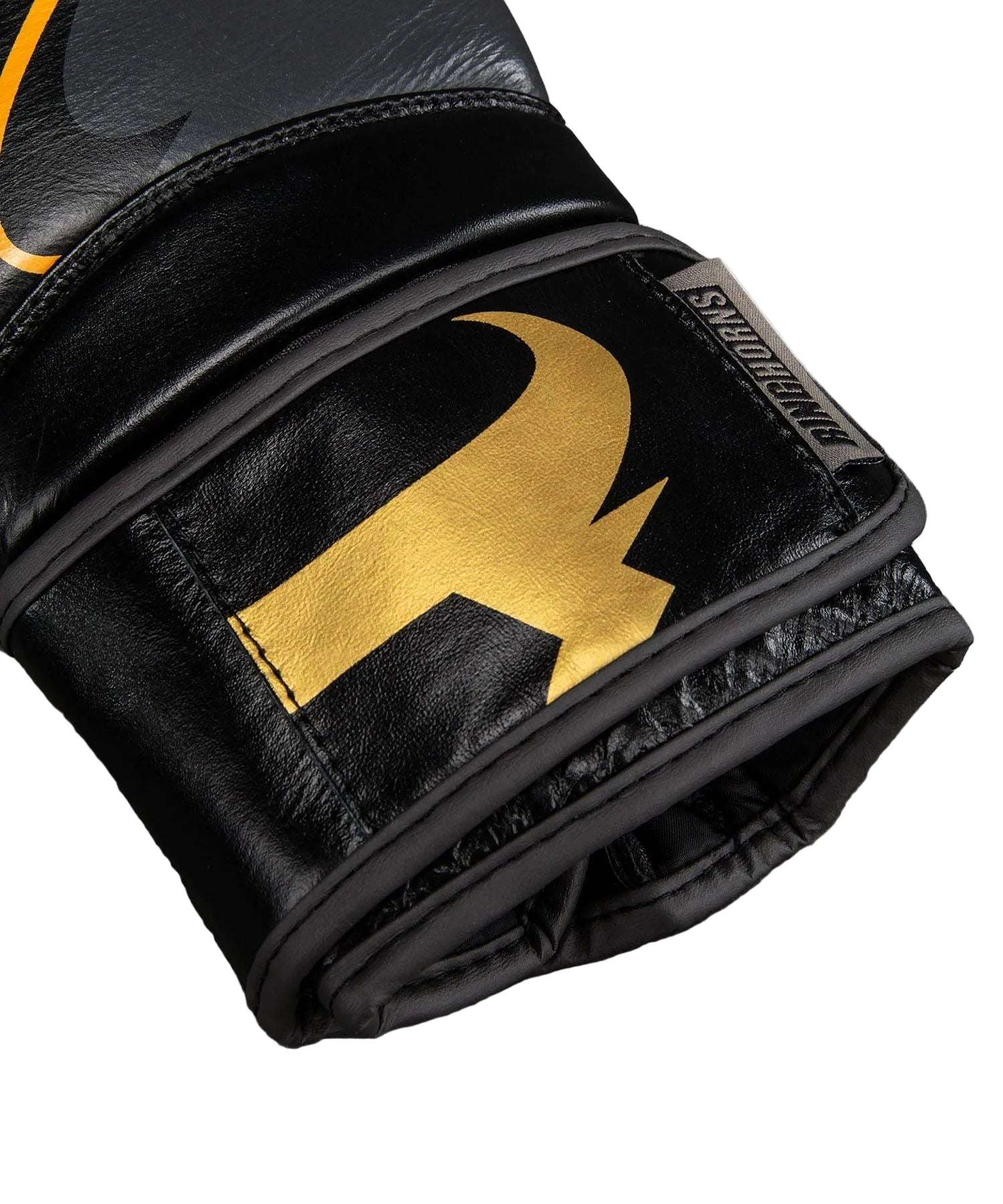 Gants de boxe Venum noir et or avec mousse absorbante et fermeture velcro pour entraînement boxe et muay-thaï