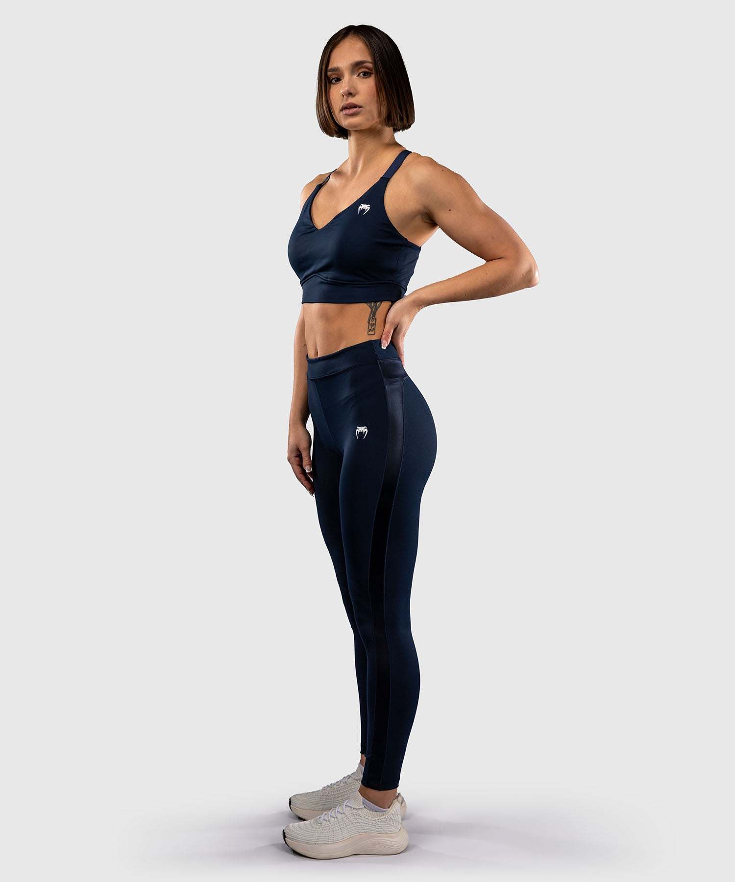 Legging de compression bleu marine Venum pour femme, soutien musculaire et confort pour entraînement MMA et grappling