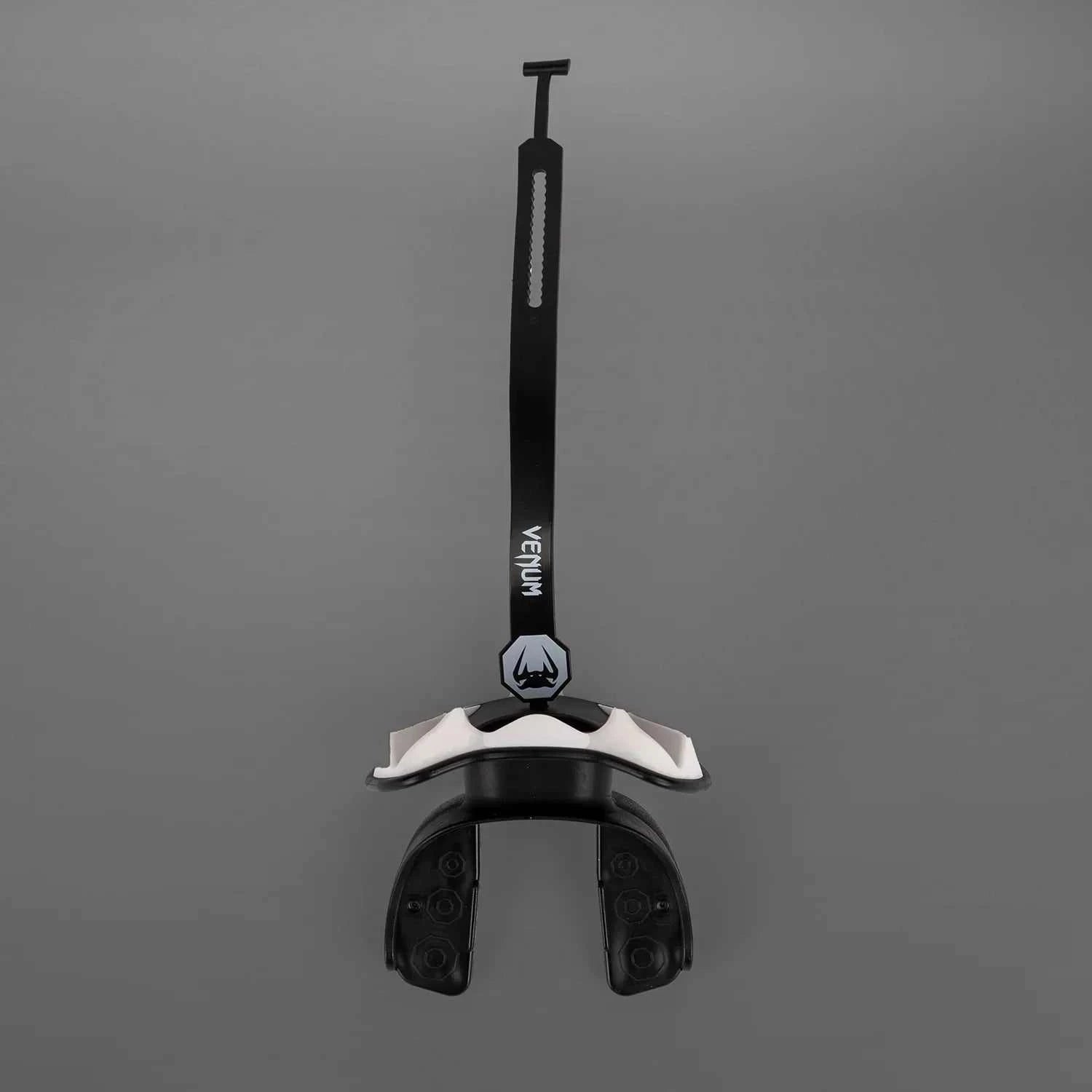 Protège-dents Venum Elite OG Edition noir et blanc avec ventilation optimale pour sports de combat