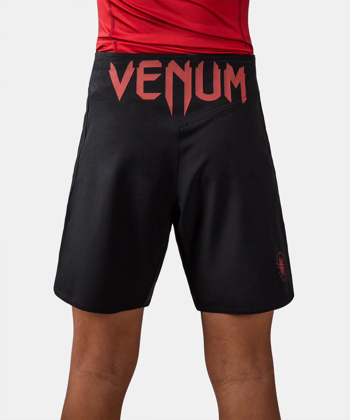 Fightshort enfant Venum Attack Noir/Rouge pour l'entraînement