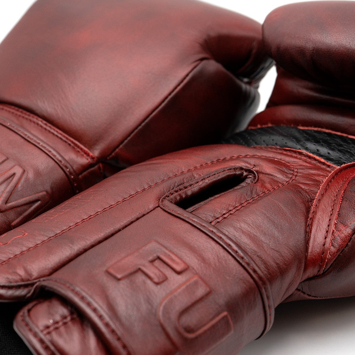Gant de boxe FUJIMAE Radikal Bloody Mary, fermeture velcro QS