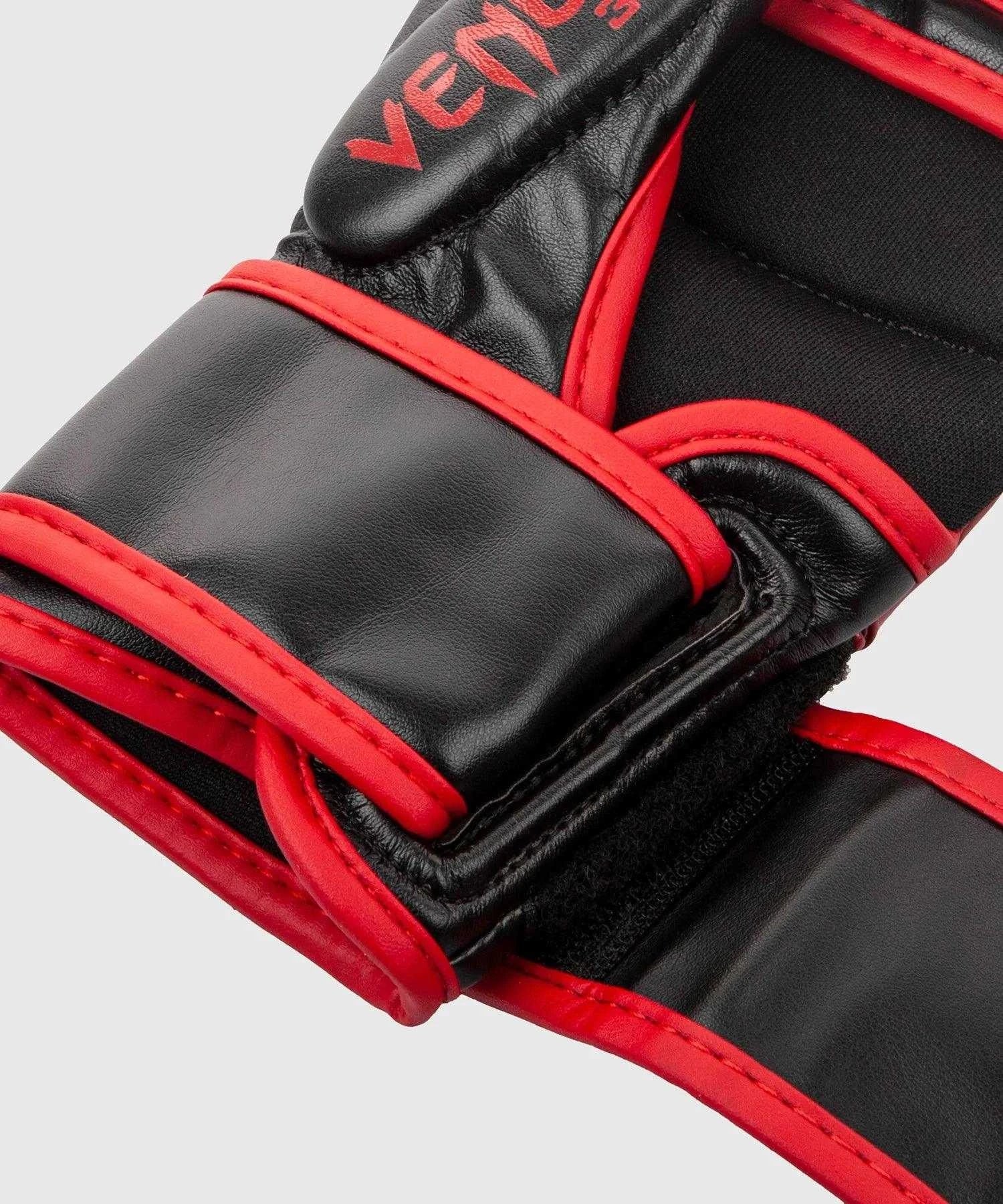 Gants de MMA Sparring Venum Challenger 3.0 - Noir/Rouge