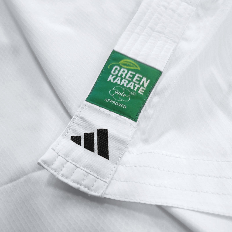 Label Green Karate sur la manche du karategi adidas Adilight DNA