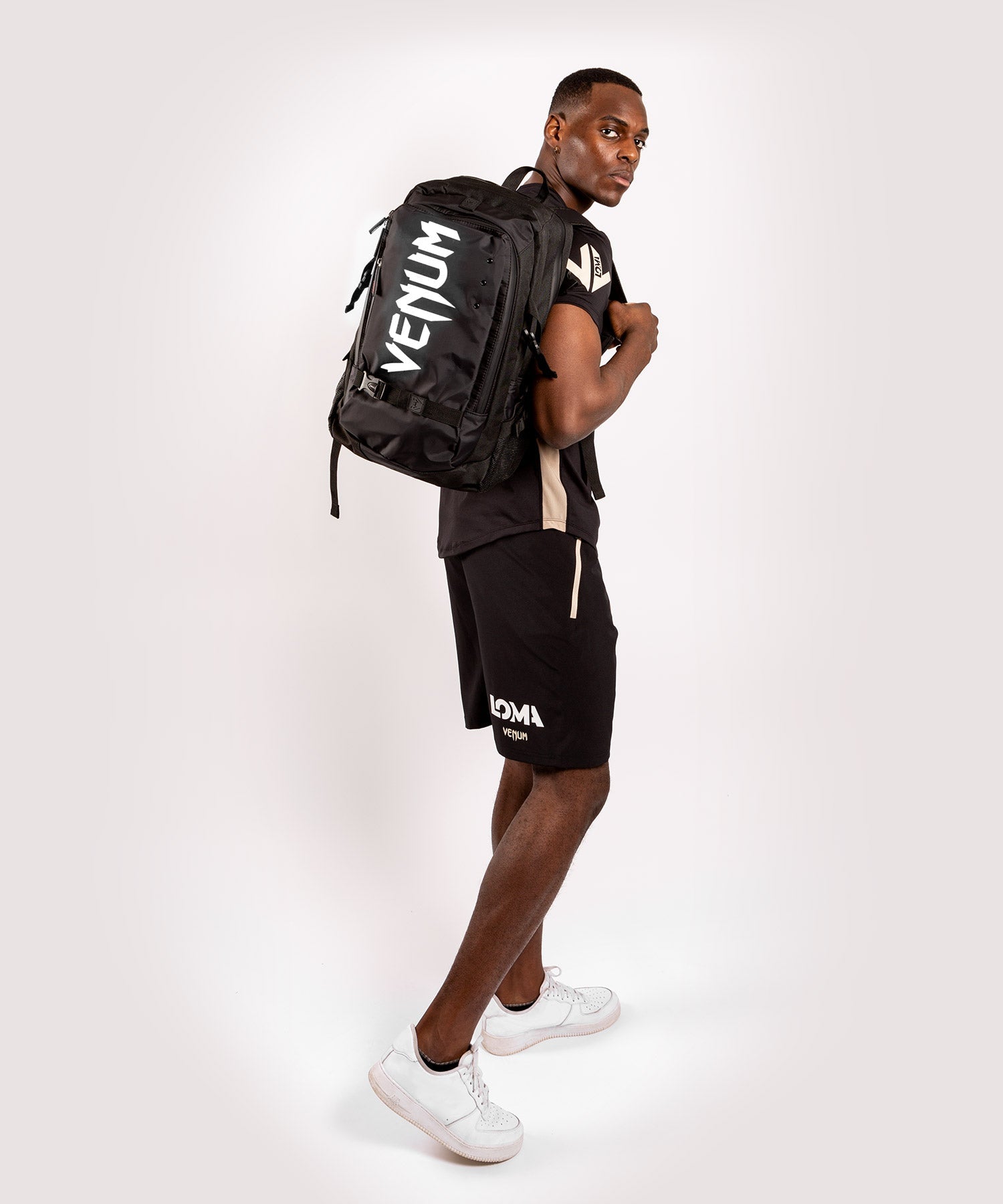 Sac a dos Venum Challenger Pro Evo noir et blanc porte au dos