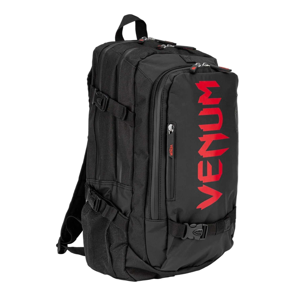 Sac à dos Venum noir en textile, avec logo rouge, nombreux compartiments et bretelles rembourrées réglables
