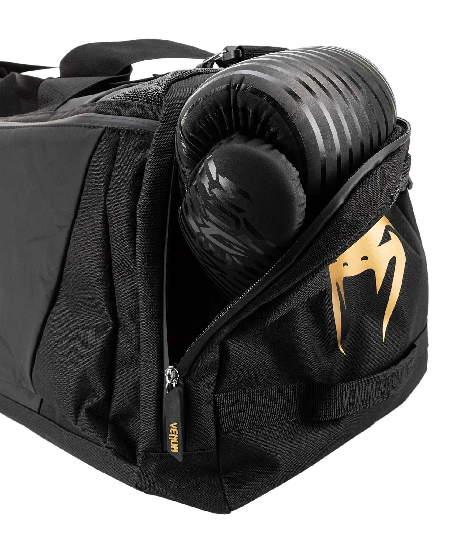 Sac de sport Venum Trainer Lite Evo noir et or, spacieux avec compartiment ventilé et multiples poches