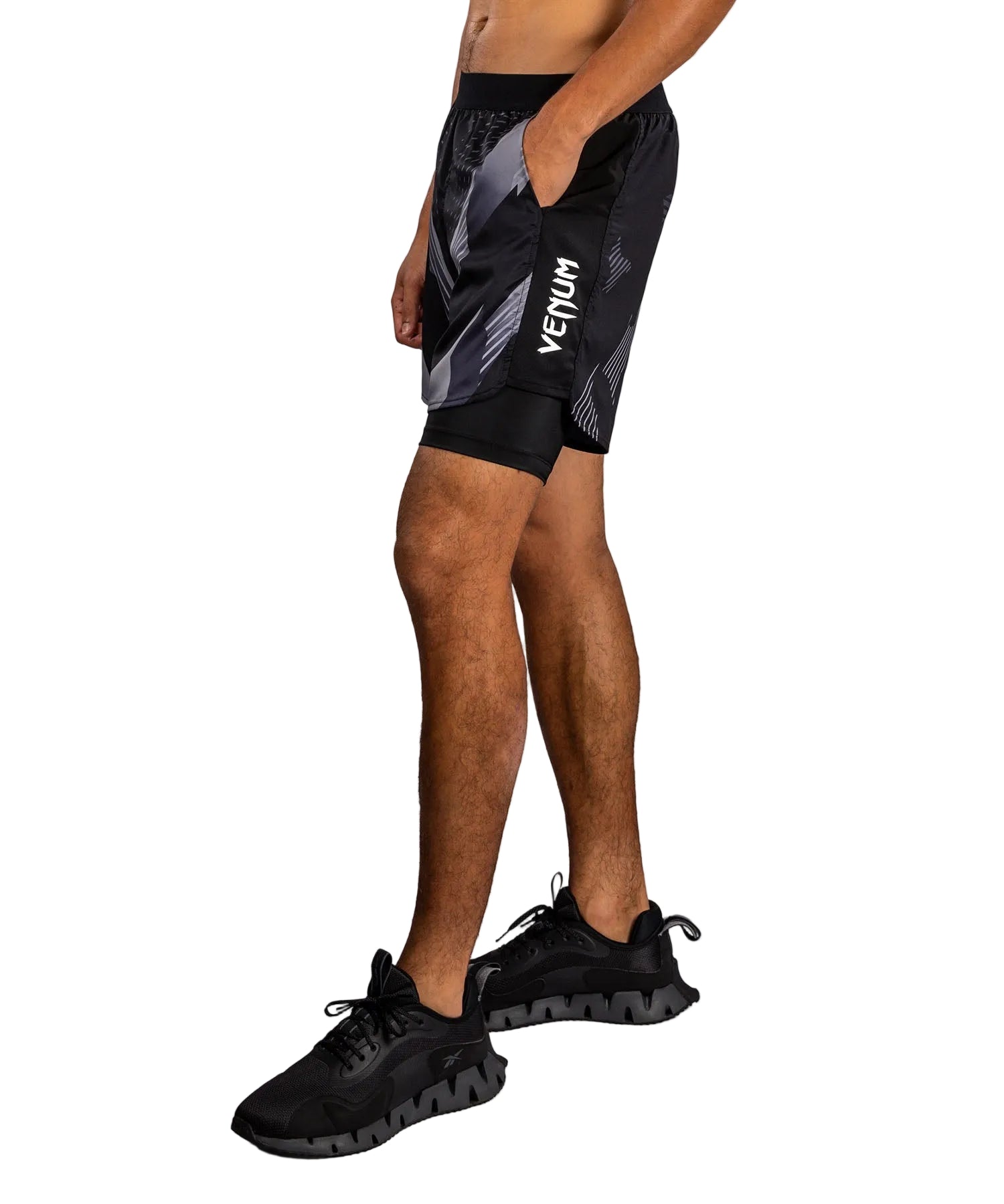 Short d'Entraînement Venum No-Gi 6.0 Noir/Blanc disponible à la Boutique des Arts Martiaux