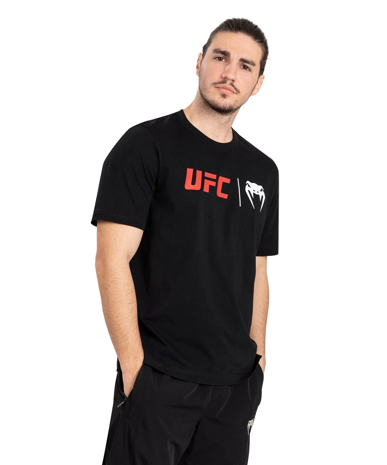 T-shirt UFC Venum Classic noir et rouge, vue de face